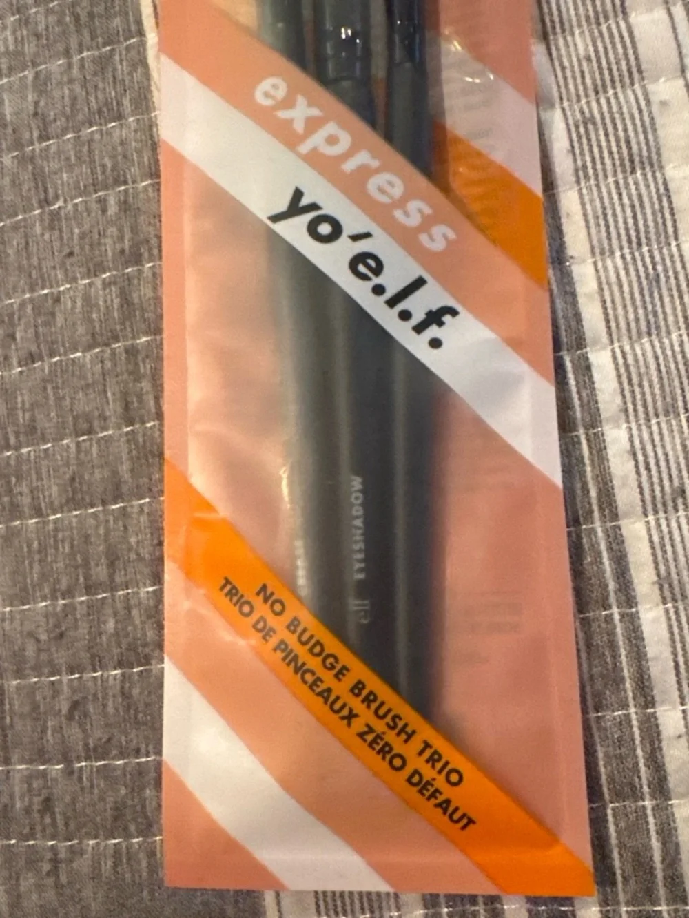 e.l.f. Express yo’ e.l.f. No Budge Brush Trio
